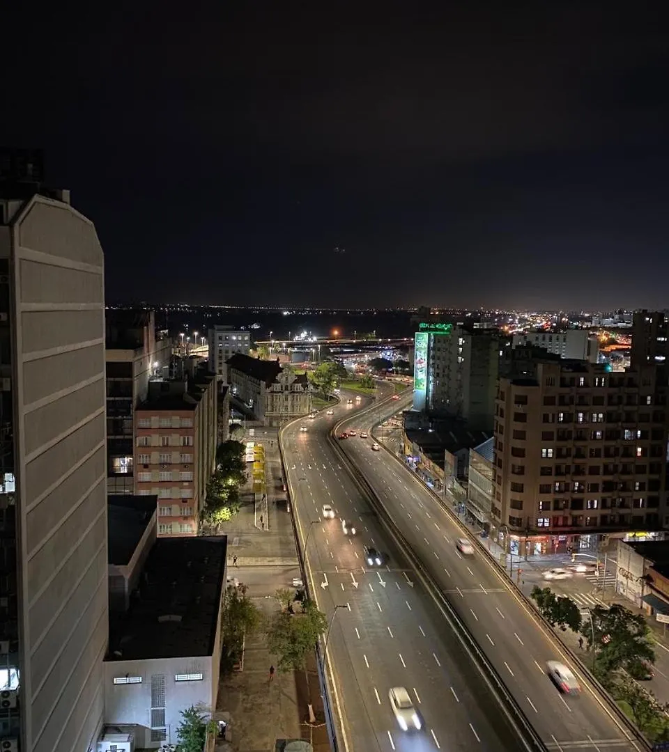 Santa Casa Ap Moderno E Espacoso Em Frente A Santa Casa Com Garagem Porto Alegre 0*,  Brazil