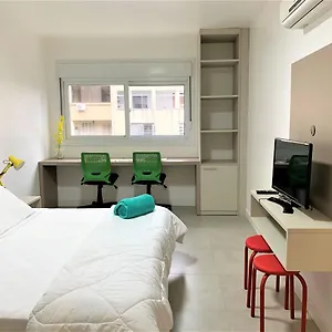 Apartamento Impecável Fm - Retirada Chaves Mediante Agendamento Com Uma Hora De Antecedência Com Andreia Ou Luis, Porto Alegre